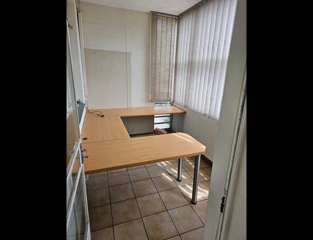 70M² OFFICE FOR SALE IN NELSPRUIT EXT 2